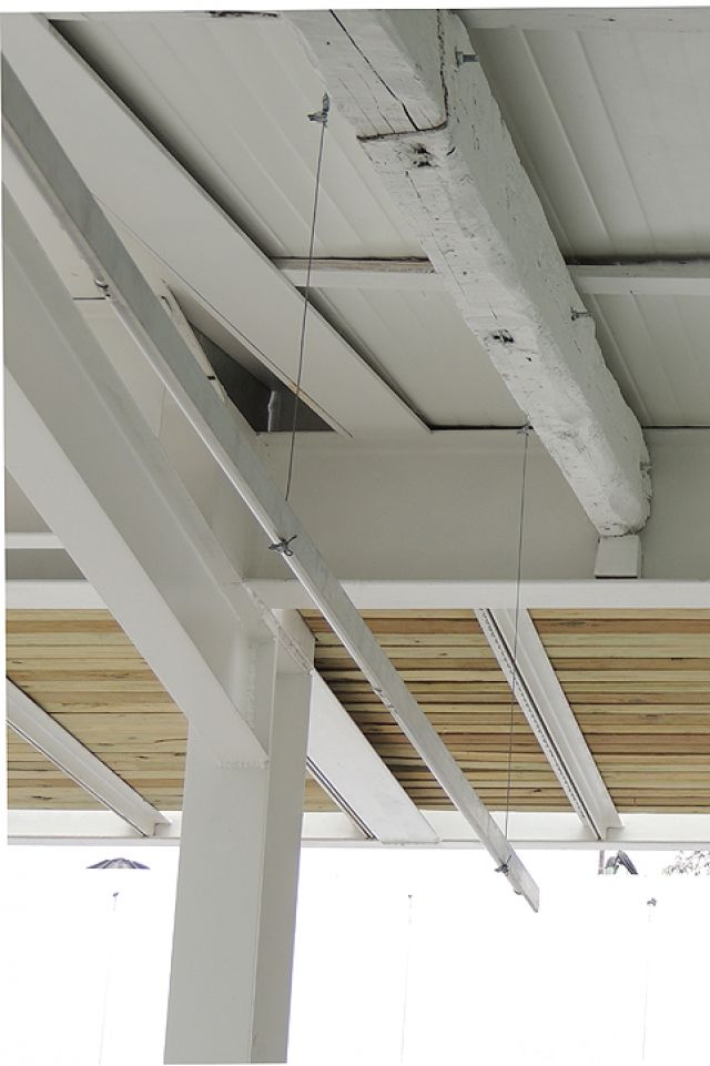 Raúl Peña Architects - Escuela de Escritores