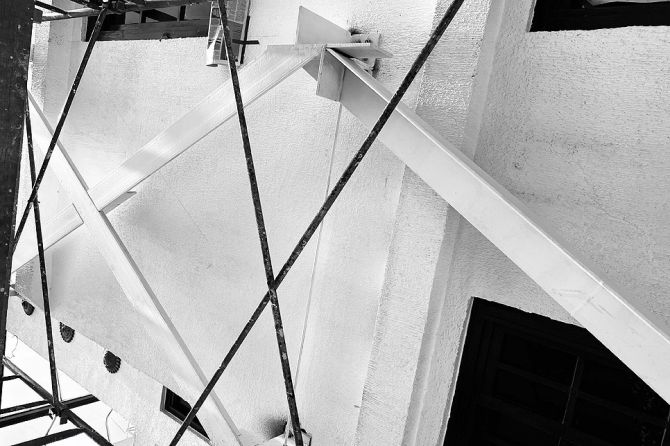 Raúl Peña Architects - Fundación Ayu